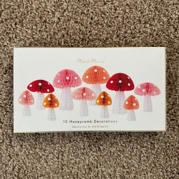 Meri Meri honeycomb decorations - Picture 1 of 6